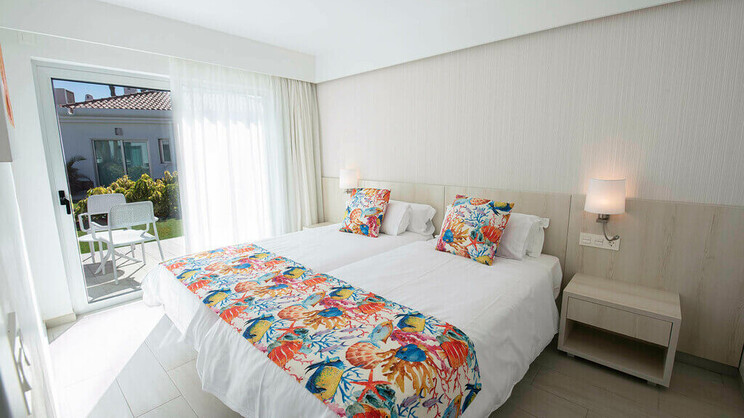 Hotel LIVVO Dunagolf Suites